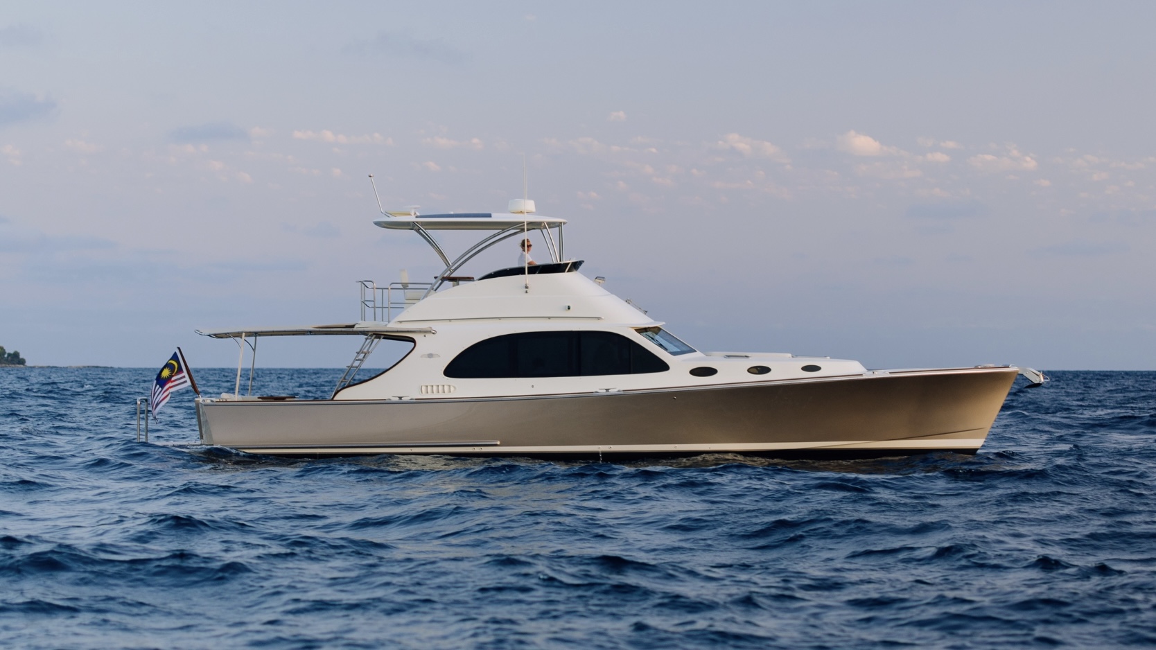 Palm Beach Motor Yachts